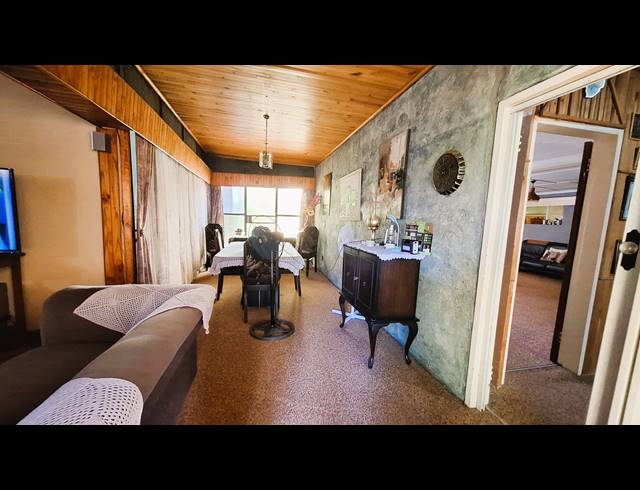 2.30HA SMALLHOLDING FOR SALE IN THEOVILLE